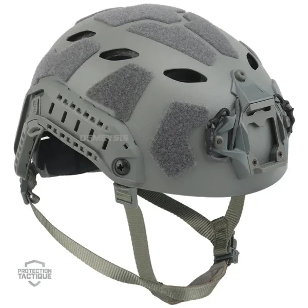Casque résistant aux chocs pour les joueurs